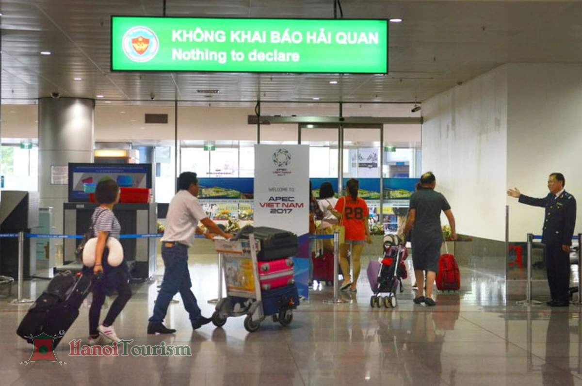 Cửa Nothing to Declare