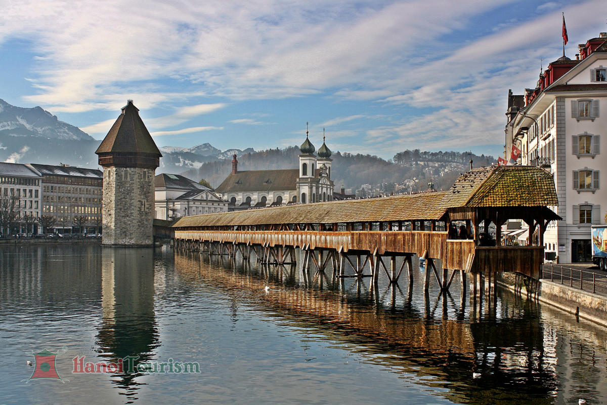 Cầu gỗ Kapellbrücke – Lucerne - Thụy Sĩ